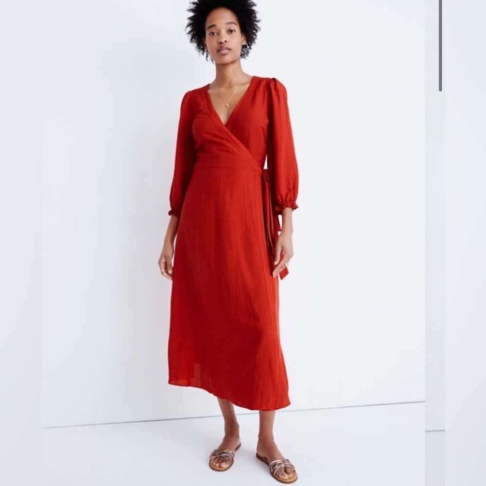 NWT Madewell Linen-Blend Ruffle-Cuff Wrap
Dress. Size SP